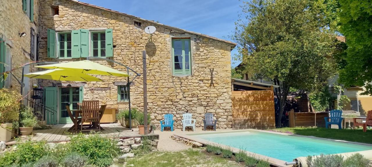 Chambre Du Tilleul - Charme, Confort Et Piscine Sigonce Zewnętrze zdjęcie